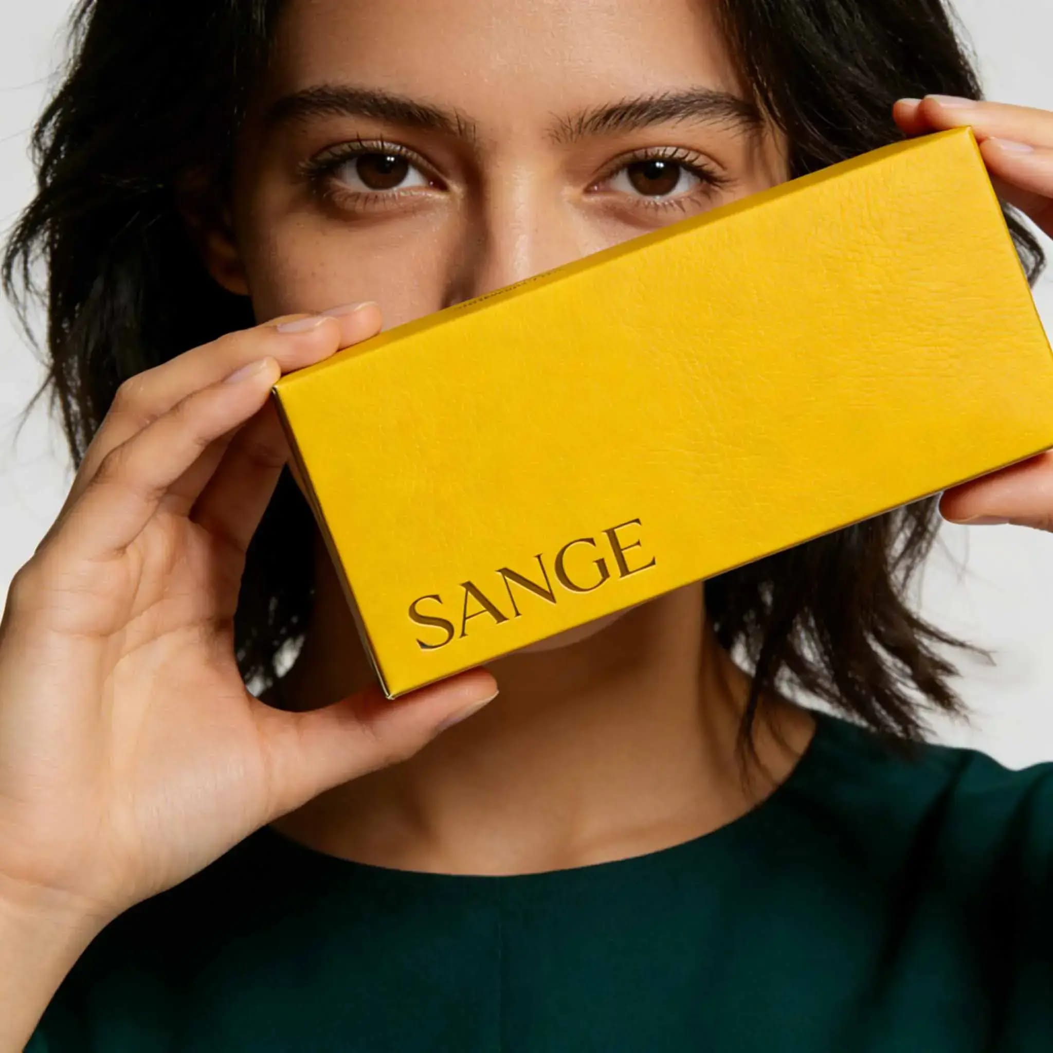 Custom packaging boxes manufacturing hero image 1